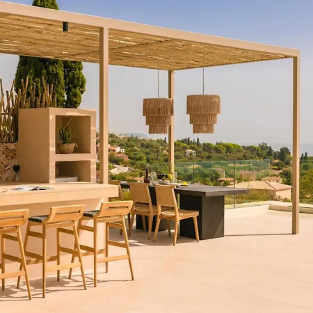 Villa Petra Tranquila